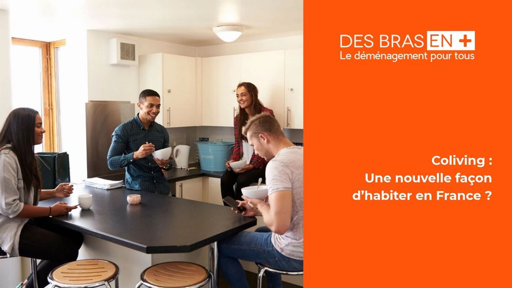 plusieurs jeunes personnes partageant un petit déjeuner