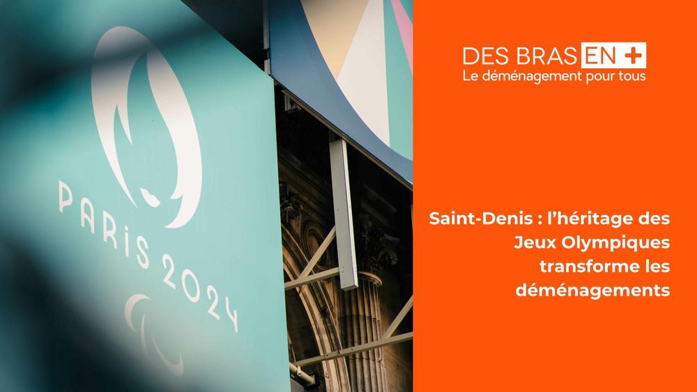 panneau des jo 2024 paris avec bannière Des Bras en Plus