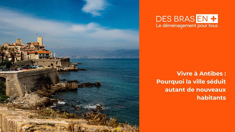 Vue sur le bord de mer d'Antibes
