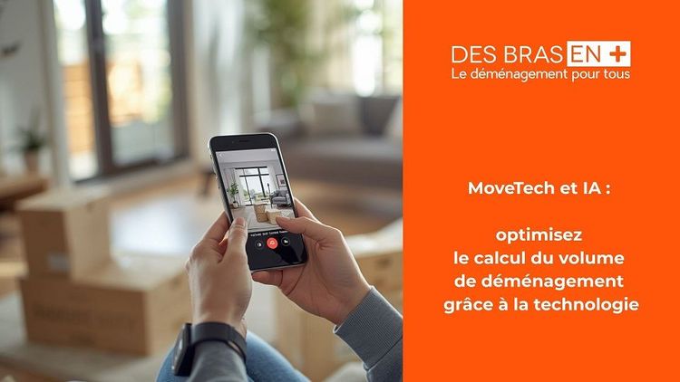 Smartphone affichant l'outil en ligne Des Bras en Plus pour le calcul du volume de déménagement.